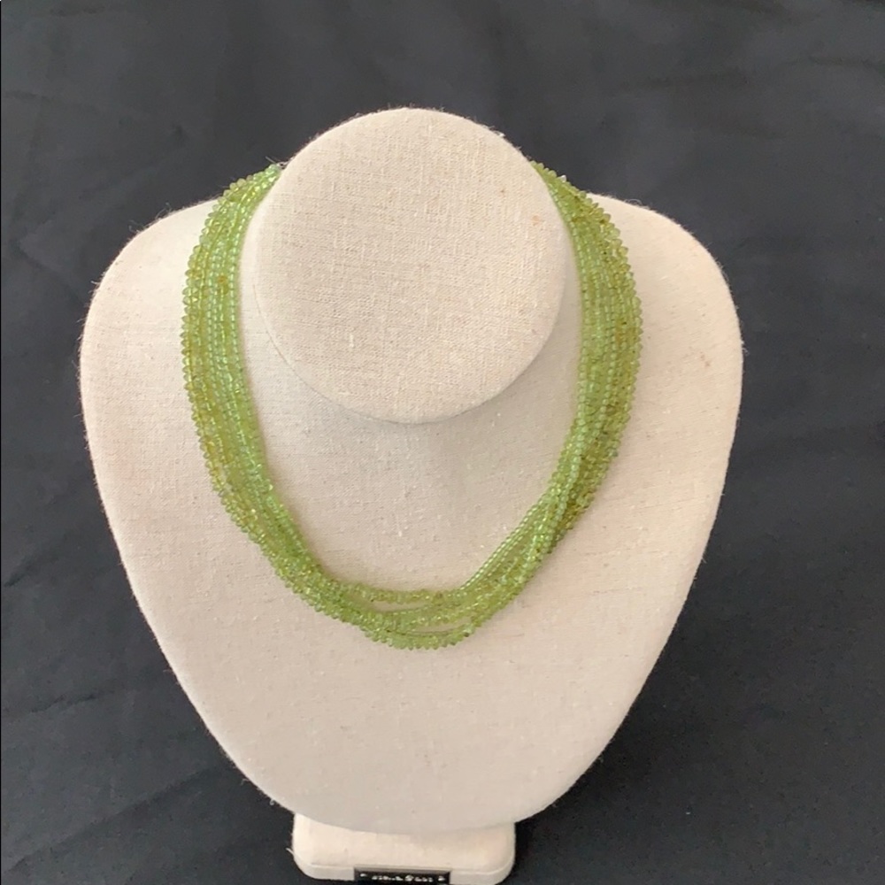 Peridot bead necklace w/ silver closure.
